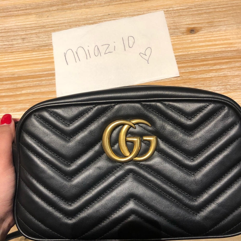 Authentic GG Marmont small matelassé shoulder bag